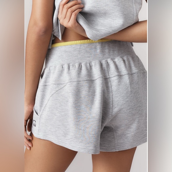 ANTHROPOLOGIE Daily Practice High Rise Drawstring Shorts | Large | Gray Pattern - Picture 4 of 15